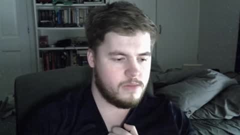 Snapshot of liamfoxx chatting on 10.29.25 Liam Fox online show from 10.29.25