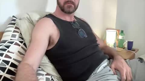 Snapshot of liamnilod chatting on 11.15.25 Chris online show from 11.15.25