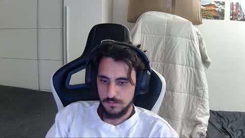 Snapshot of liamriddley chatting on 11.02.25 liamriddley online show from 11.02.25