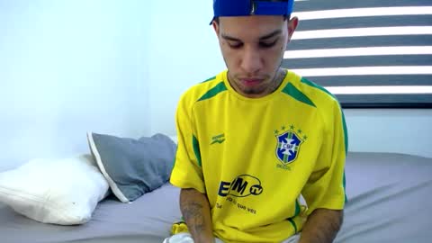 liamtravisxxl online show from 08.09.26