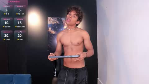 Snapshot of liamvibes212 chatting on 02.03.26 liamvibes212 online show from 02.03.26