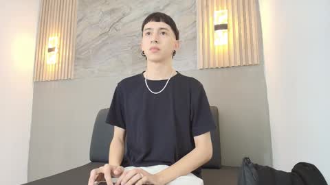 Snapshot of lian_cameron chatting on 01.06.26 lian_cameron online show from 01.06.26