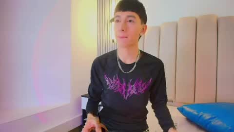 lian_cameron online show from 04.27.26