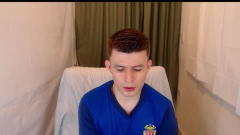 Snapshot of lian_eathan chatting on 12.01.25 lian_eathan online show from 12.01.25