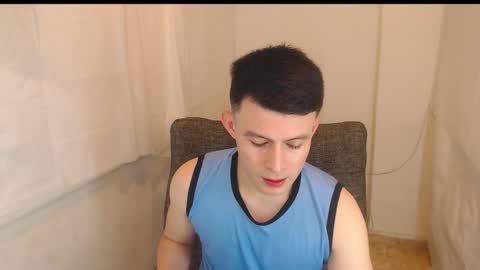 Snapshot of lian_eathan chatting on 01.05.26 lian_eathan online show from 01.05.26