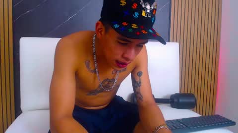 Snapshot of lian_jacob chatting on 05.15.26 Lian Jacob online show from 05.15.26