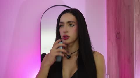 Snapshot of lian_karther1 chatting on 06.18.26 missfernanda X online show from 06.18.26