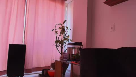 Lian Oconner online show from 10.02.25