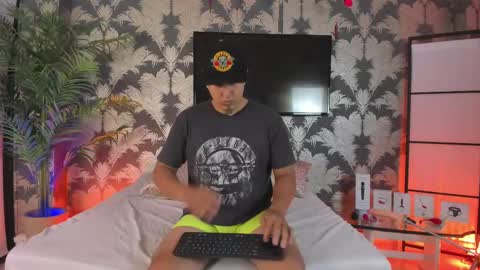 Snapshot of liana_asaff chatting on 03.03.25 Mistress Liana - Sir Asaf online show from 03.03.25