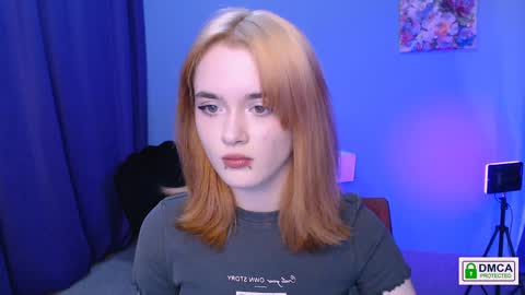 Snapshot of liana_kisses chatting on 01.02.25 Little Liana  online show from 01.02.25