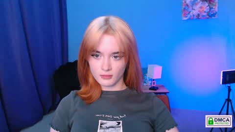 Snapshot of liana_kisses chatting on 01.02.25 Little Liana  online show from 01.02.25