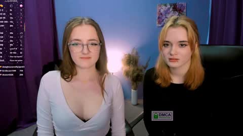 Snapshot of liana_kisses chatting on 01.20.25 Little Liana  online show from 01.20.25