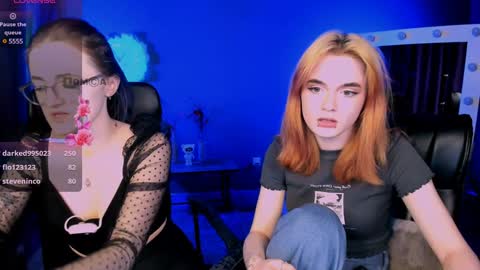 Snapshot of liana_kisses chatting on 01.27.25 Little Liana  online show from 01.27.25