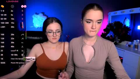 Snapshot of liana_kisses chatting on 02.26.25 Little Liana  online show from 02.26.25