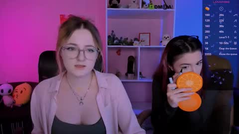 Snapshot of liana_kisses chatting on 09.24.25 Little Liana  online show from 09.24.25