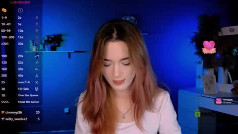 Snapshot of liana_kisses chatting on 10.09.25 Little Liana  online show from 10.09.25