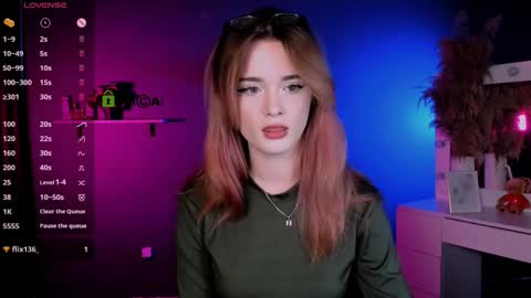 Snapshot of liana_kisses chatting on 10.10.25 Little Liana  online show from 10.10.25