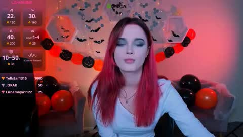 Snapshot of liana_kisses chatting on 10.25.25 Little Liana  online show from 10.25.25