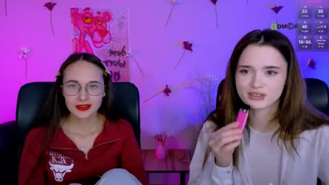 Snapshot of liana_kisses chatting on 05.30.26 Little Liana online show from 05.30.26