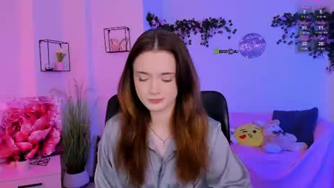 Snapshot of liana_kisses chatting on 06.30.26 Little Liana online show from 06.30.26