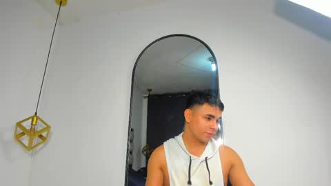 lianfox_ online show from 05.13.26