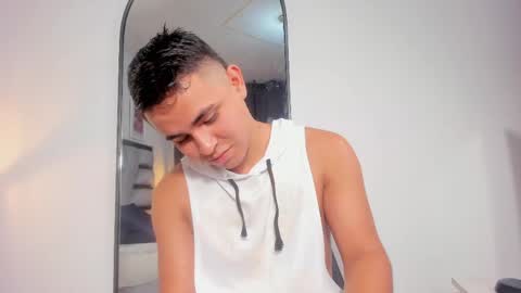 lianfox_ online show from 05.23.26