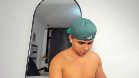 lianfox_ online show from 07.06.26