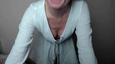 Lia online show from 02.06.26