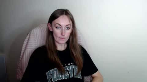Lia online show from 05.17.26