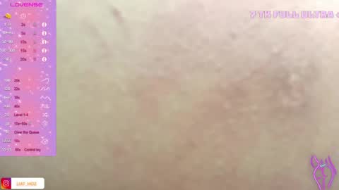 Snapshot of liat_hoz chatting on 05.25.26 Dani online show from 05.25.26