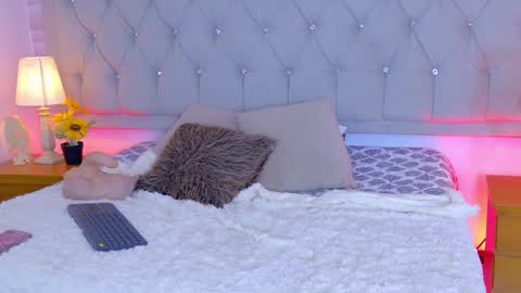 Lia  online show from 05.05.26