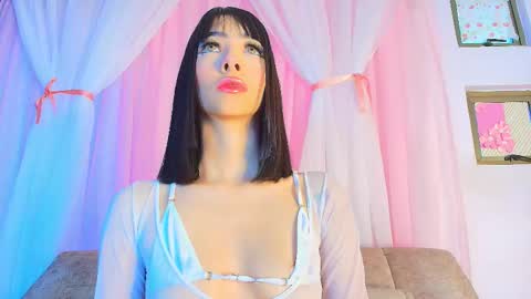 Valentina Hall online show from 03.12.26