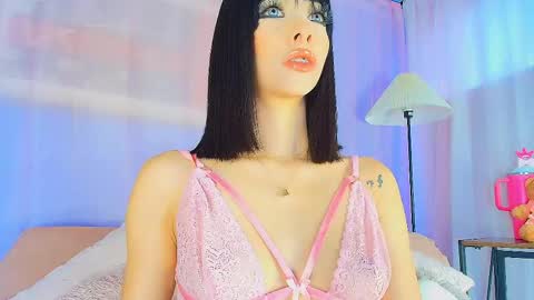 Valentina Hall online show from 05.28.26
