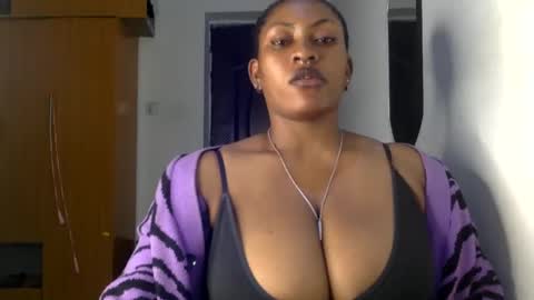 Snapshot of lick_my_pussyyy226651 chatting on 01.13.25 caira online show from 01.13.25