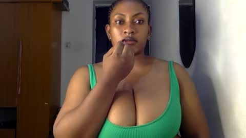 Snapshot of lick_my_pussyyy226651 chatting on 01.16.25 caira online show from 01.16.25