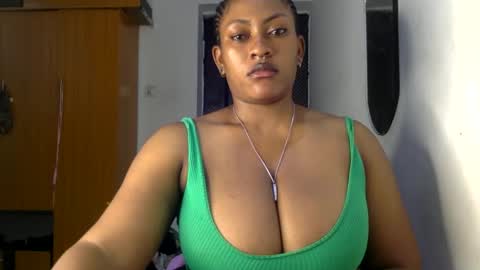 Snapshot of lick_my_pussyyy226651 chatting on 01.17.25 caira online show from 01.17.25