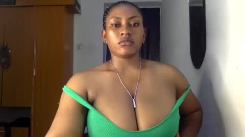 Snapshot of lick_my_pussyyy226651 chatting on 01.18.25 caira online show from 01.18.25