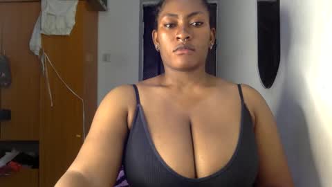 Snapshot of lick_my_pussyyy226651 chatting on 02.08.25 caira online show from 02.08.25