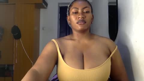 Snapshot of lick_my_pussyyy226651 chatting on 02.26.25 caira online show from 02.26.25