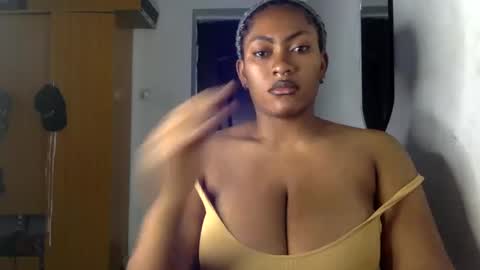 Snapshot of lick_my_pussyyy226651 chatting on 02.26.25 caira online show from 02.26.25