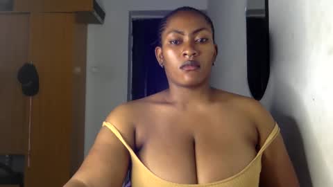 Snapshot of lick_my_pussyyy226651 chatting on 03.01.25 caira online show from 03.01.25