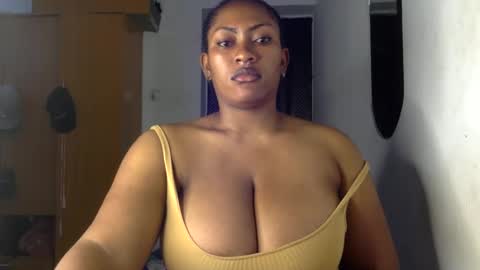 Snapshot of lick_my_pussyyy226651 chatting on 03.06.25 caira online show from 03.06.25