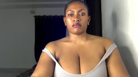 Snapshot of lick_my_pussyyy226651 chatting on 09.10.25 caira online show from 09.10.25