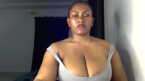 Snapshot of lick_my_pussyyy226651 chatting on 09.23.25 caira online show from 09.23.25