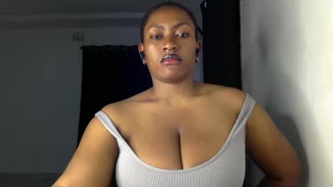 Snapshot of lick_my_pussyyy226651 chatting on 10.06.25 caira online show from 10.06.25