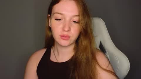 Snapshot of liebevol chatting on 10.27.25 Amelia Next stream Friday - start 1500-1600 UTC online show from 10.27.25