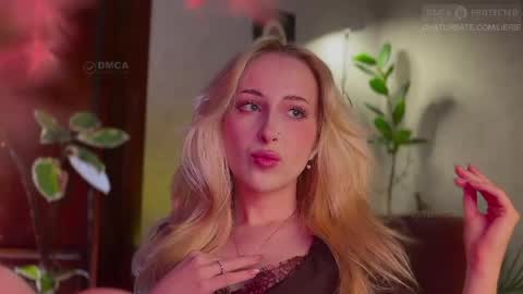 Snapshot of lierie chatting on 03.30.26 its my birthday today so im offline but id be so happy if you felt like sending me a birthday love while im away online show from 03.30.26