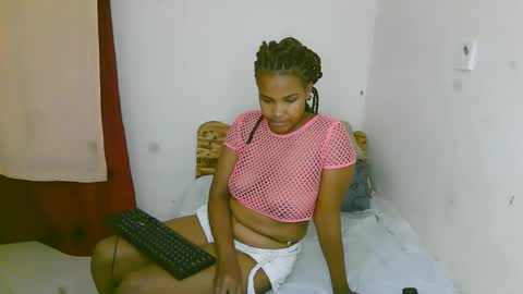 Snapshot of lightskin_maria chatting on 06.04.26 Maria online show from 06.04.26