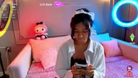 Snapshot of lihnpham chatting on 01.12.26 Lihn Pham online show from 01.12.26