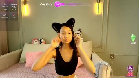 Snapshot of lihnpham chatting on 01.17.26 Lihn Pham online show from 01.17.26